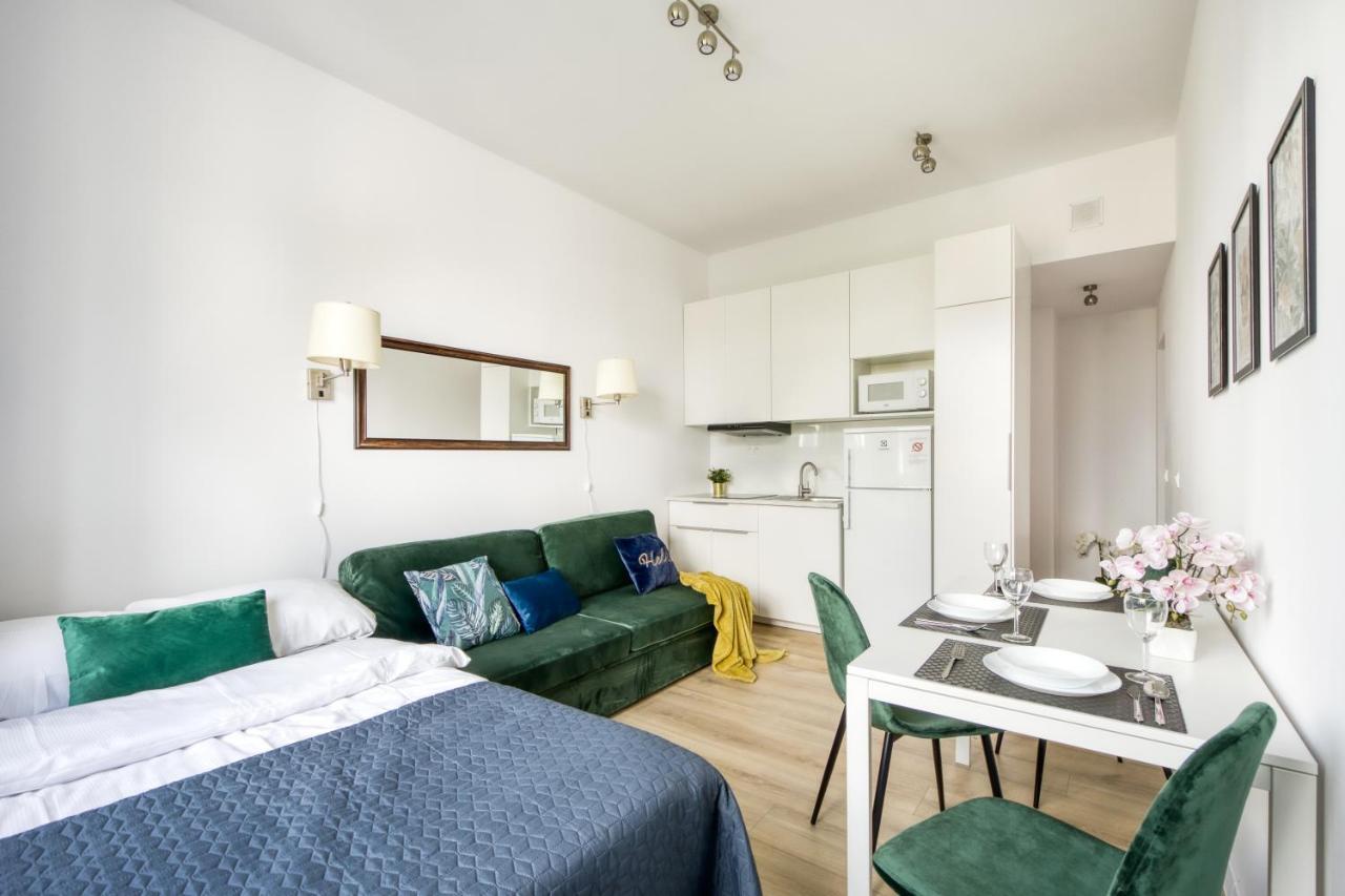 23 Unit Miniapartments Warszawa Lotnisko Okecie Fajne Ministudio Przy Bitwy Warszawskiej Eksteriør billede