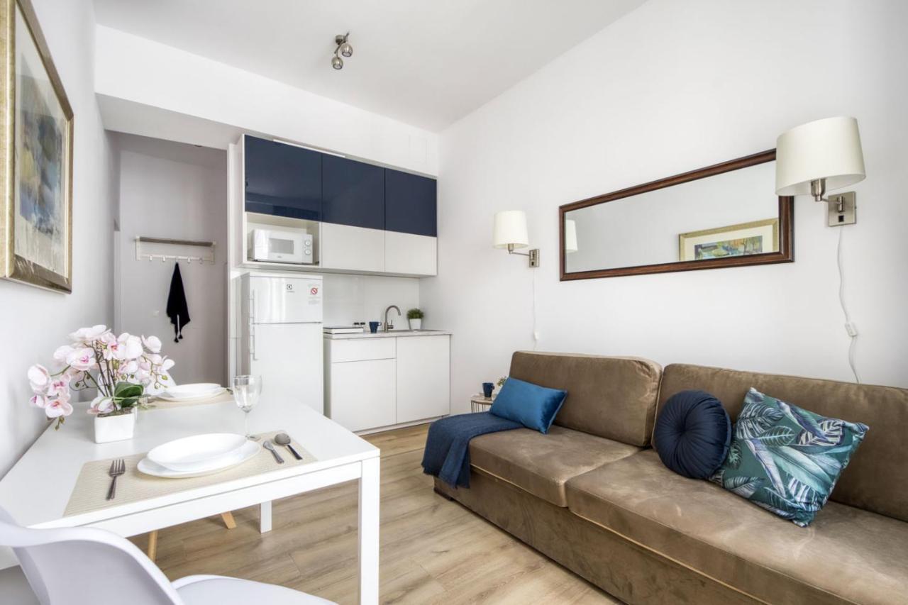 23 Unit Miniapartments Warszawa Lotnisko Okecie Fajne Ministudio Przy Bitwy Warszawskiej Eksteriør billede